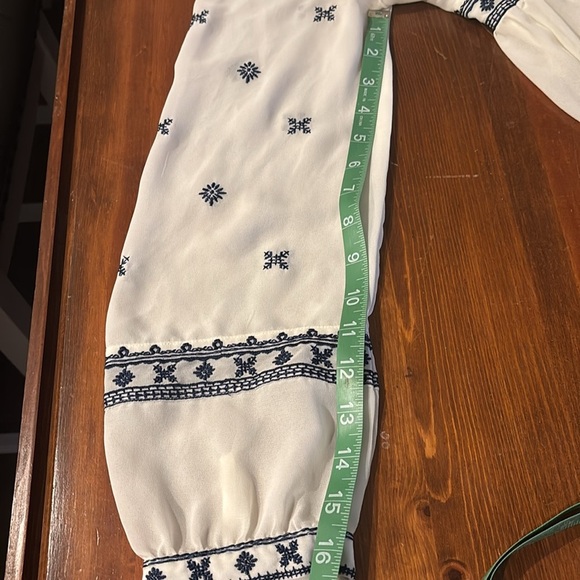 STELLA & DOT MAETTE SHEER BLOUSE SIZE M LINED NAVY EMBROIDERED  BUTTON LS - Picture 14 of 14